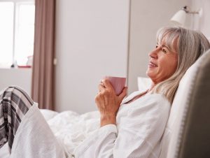 How to Make a Bedridden Senior’s Room More Enjoyable